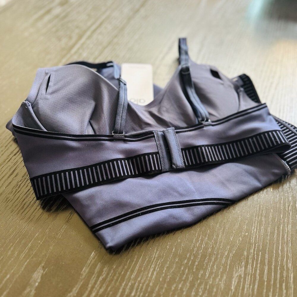 Alo Yoga Line Up Set Size Medium Navy Color - Picture 3 of 5